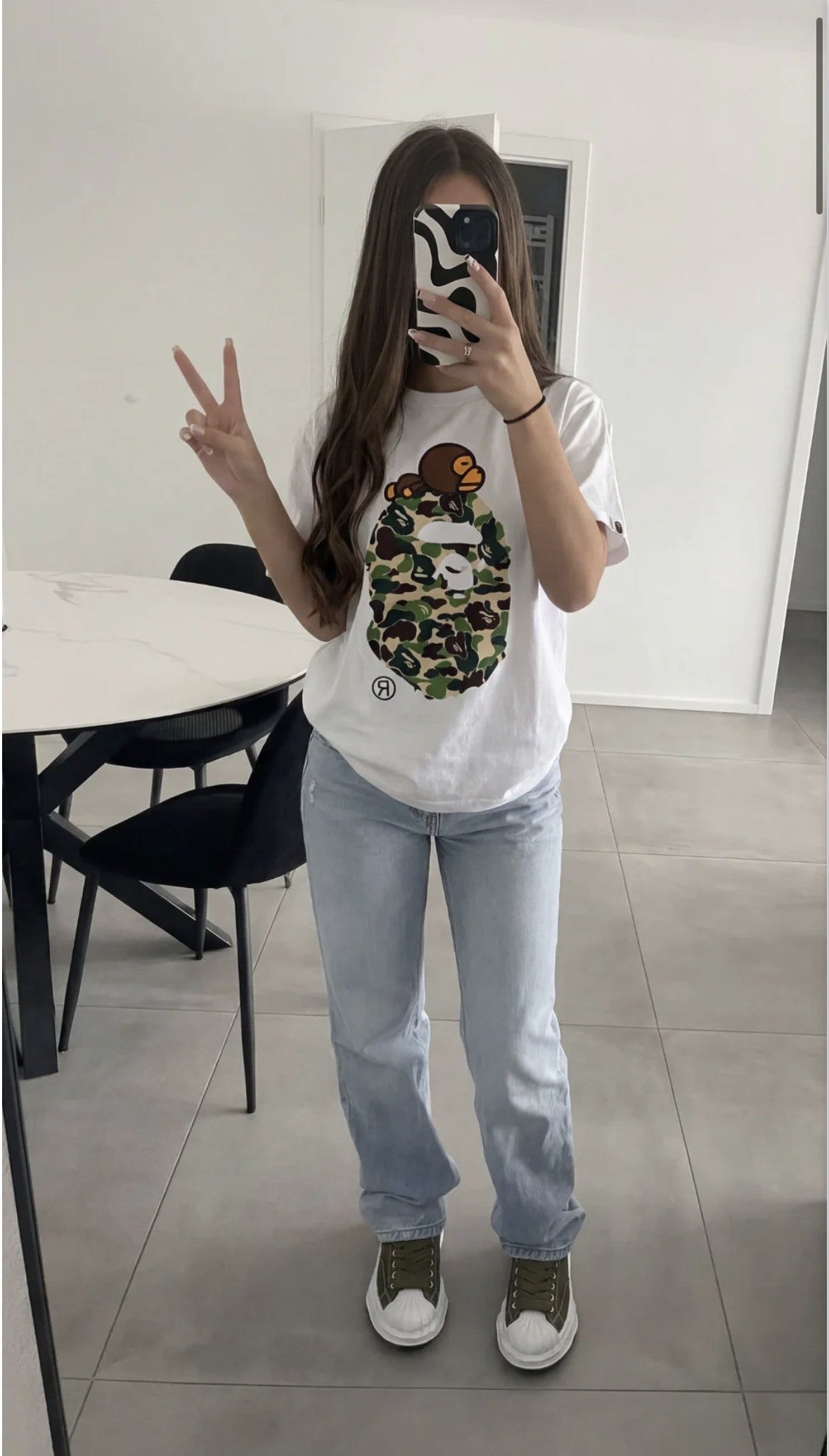 SLEEPY APE TEE