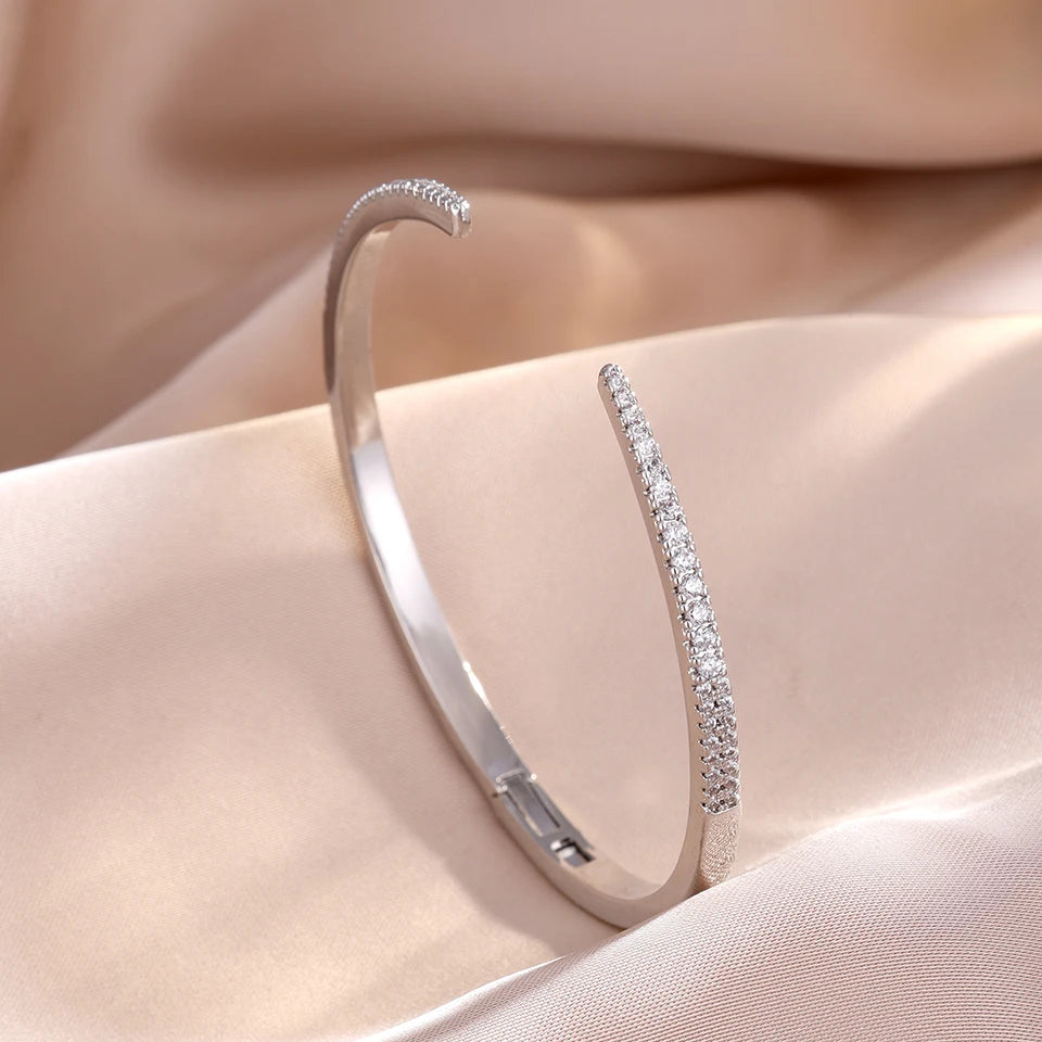 SELENE OPEN BRACELET